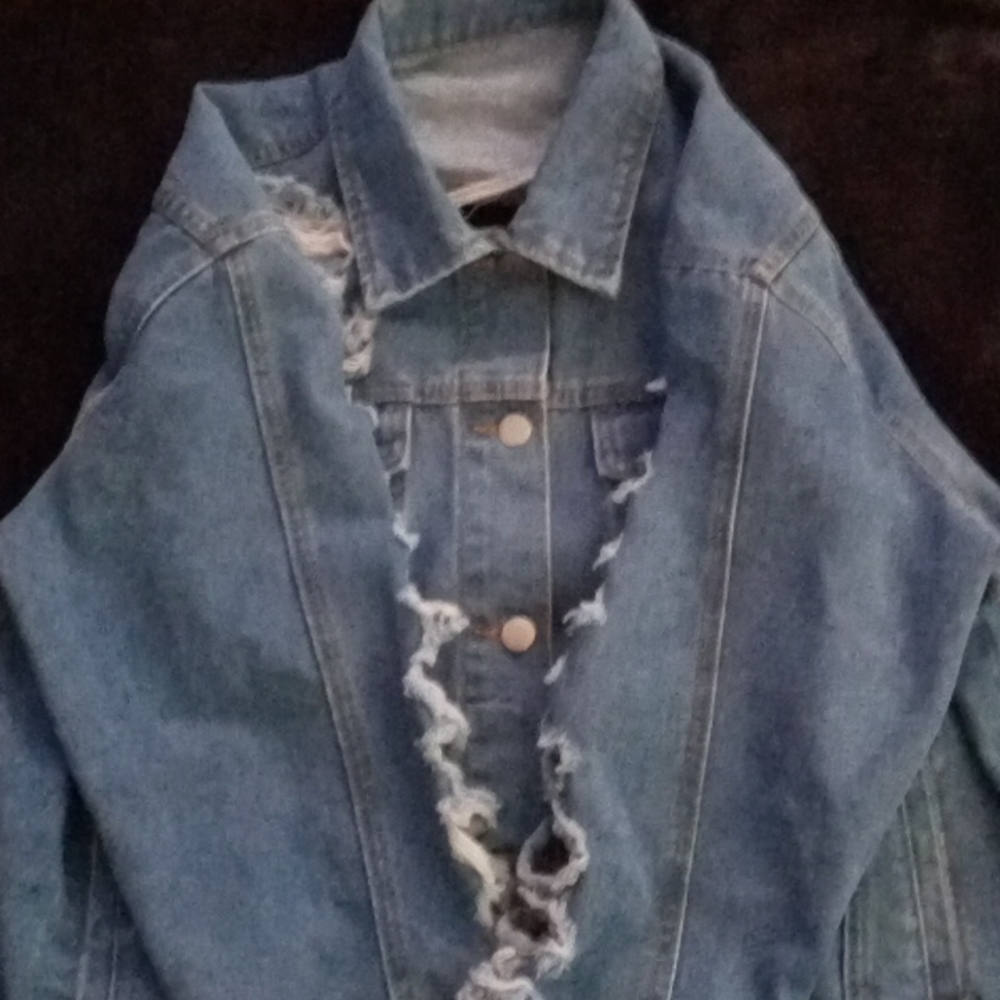 SHEIN 2X SUPER RIPPED STRETCHY JEANS- WITH MATCHING 2X DISTRESSED JEAN JACKET